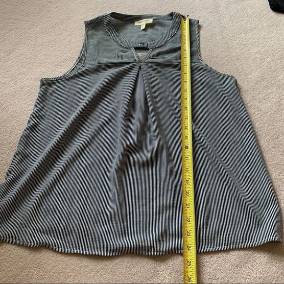 Striped Monteau Sleeveless Top Size Large - Picture 6 of 6